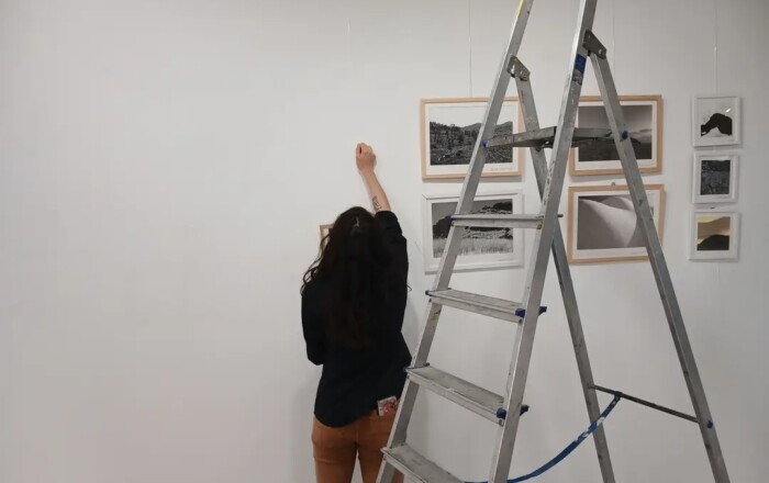 Lila Berne - helping André with the arrangement of 'No-paysages'